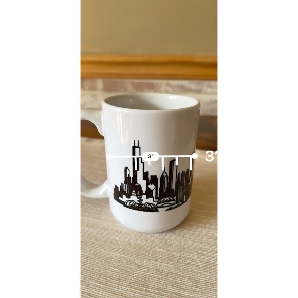 Hallmark Chicago Skyline White Ceramic Mug - Picture 12 of 14